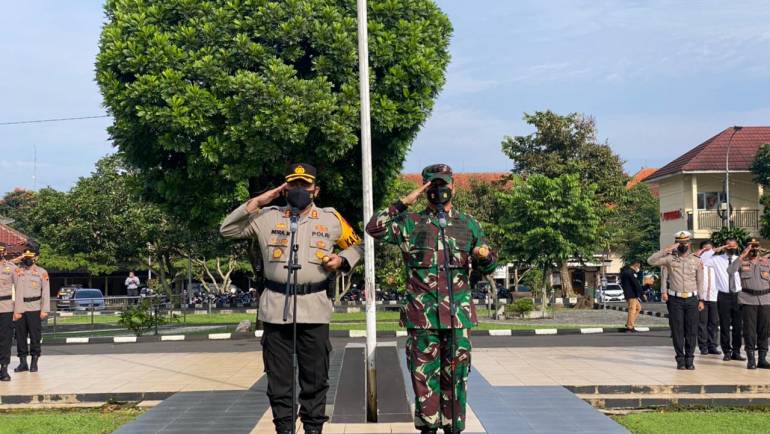 TNI Polri Kota Salatiga Gelar Apel Sinergitas Di Lapangan Bhayangkara