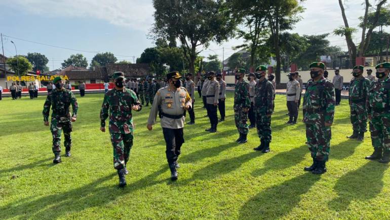 Polres Salatiga Gelar Apel Sinergitas TNI-Polri Di Lapangan Bhayangkara