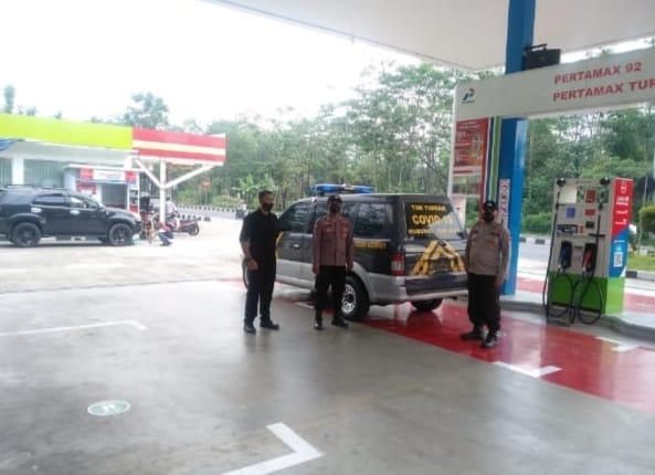 Antisipasi Gangguan Kamtibmas Pembelian BBM, Unit Samapta Polsek Sidomukti Patroli di SPBU Karang Padang