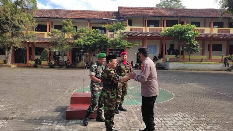 Hadiri Apel Milad Kokam Ke 57 Pemuda Muhammadiyah, Kapolsek Sidomukti Himbau Disiplin Prokes