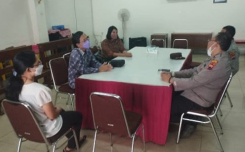 Jaga Kondusifitas Jelang Nataru Kapolsek Tingkir Silaturrahmi Dengan Pengurus Gereja Kristen Indonesia