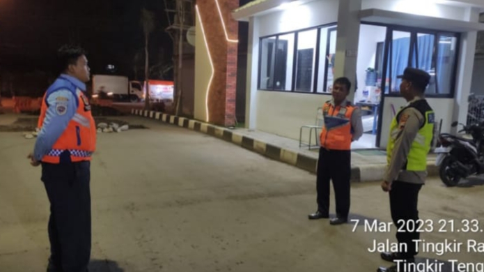 Antisipasi Gangguan Kamtgibmas Patroli Polsek Tingkir Sambang Ke Terminal Salatiga