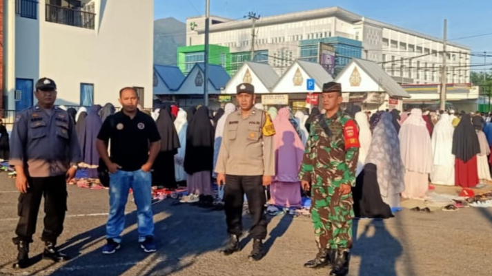 Sholat Idul Adha Di Terminal Tingkir Mendapat Pengamanan Dari Polsek Tingkir