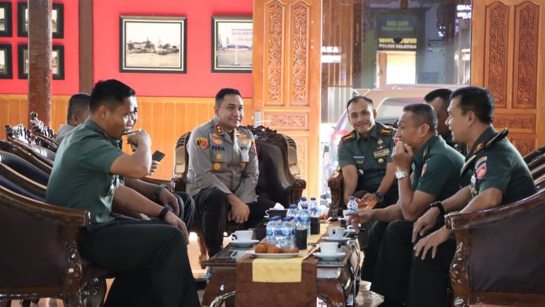 Pendopo Polres Salatiga Jadi Saksi Sinergitas Polri Dan TNI Terjalin Erat Dilapangan
