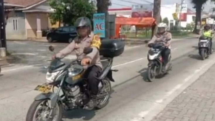 Kapolsek Tingkir Pimpin Patroli Sepeda Motor Sambang Obyek Vital