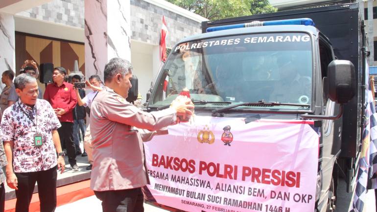 Bakti Sosial Polri; Polda Jateng Libatkan Mahasiswa bantu Masyarakat